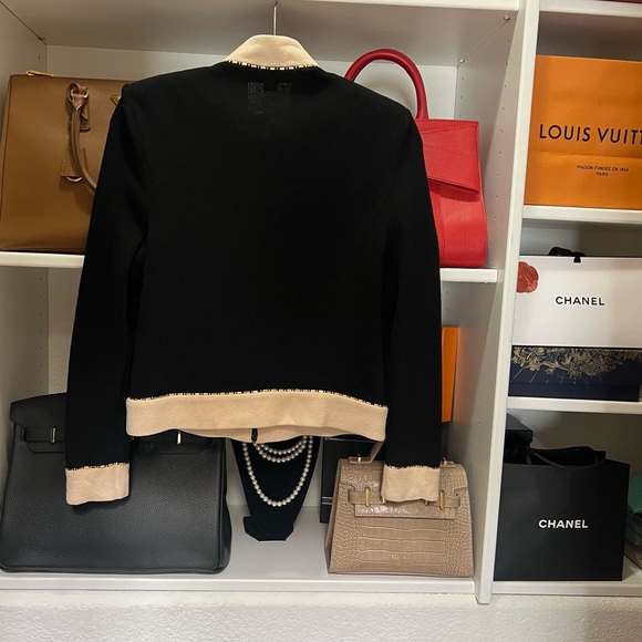 St. John collection jacket. Made in USA - Picture 4 of 7